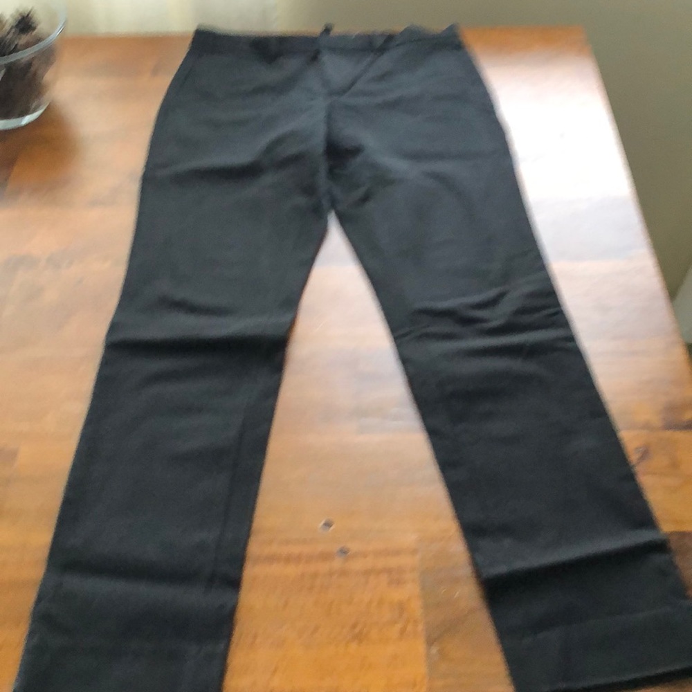 Banana Republic Sloan black dress pant size 6L